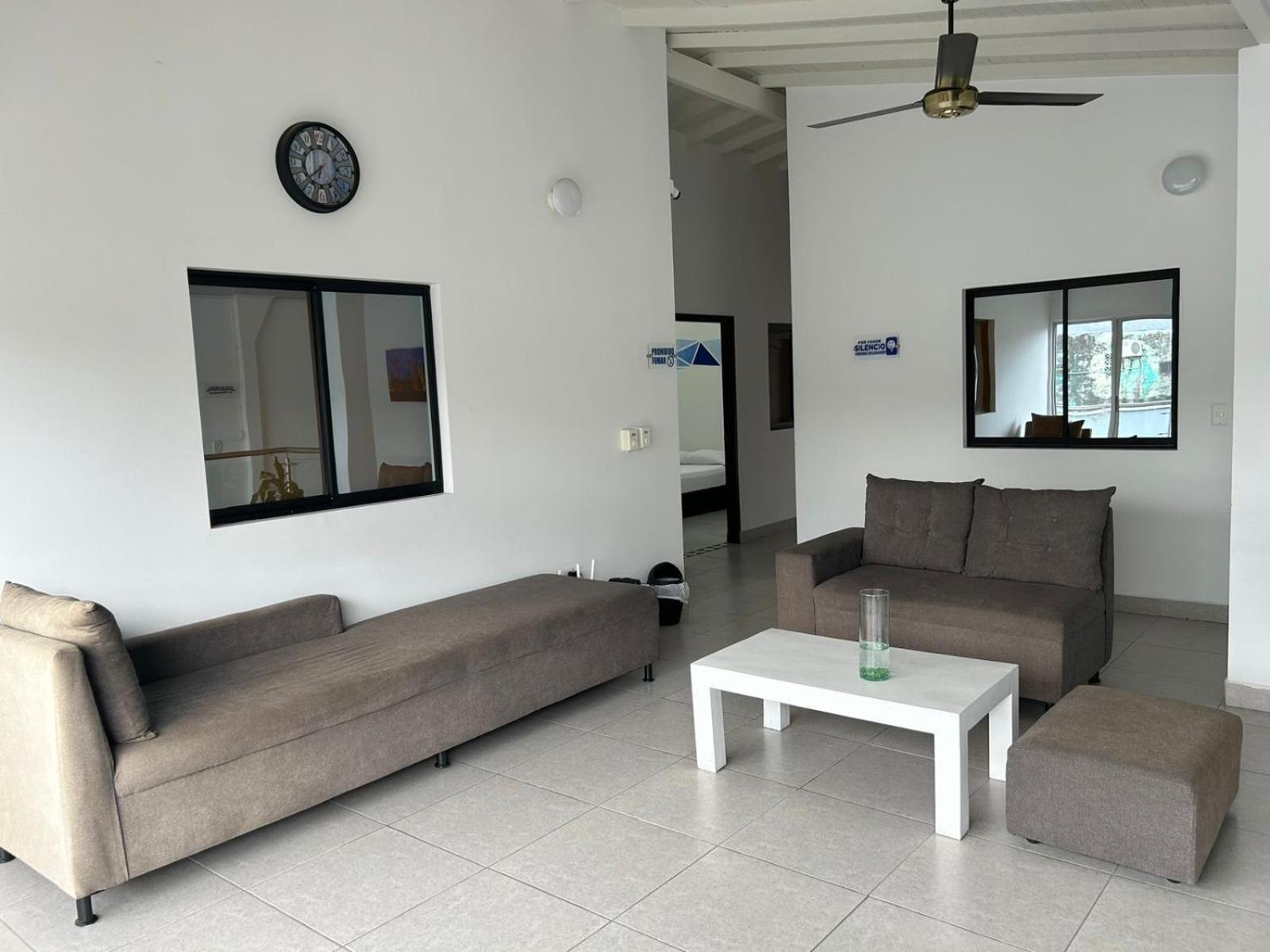 Hotel Puerto Azul Puerto Berrio Luaran gambar