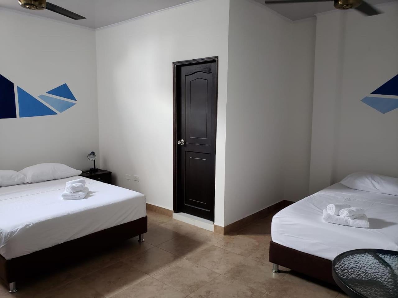 Hotel Puerto Azul Puerto Berrio Luaran gambar